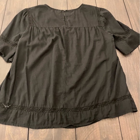Old Navy Black Peasant Top - Picture 8 of 8